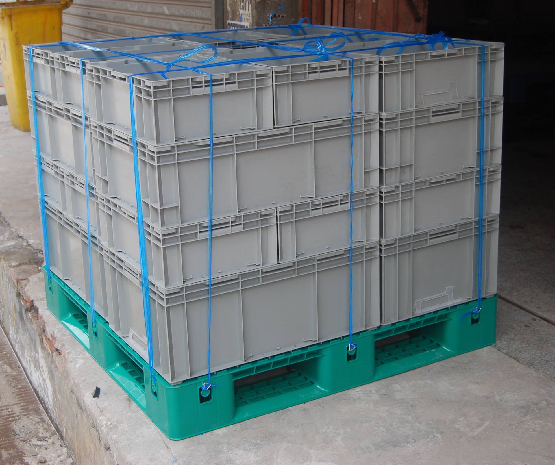 塑料托盤上貨物的打包擺放 塑料托盤上貨物的打包擺放